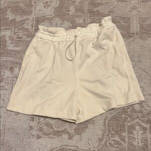 Lululemon Softstreme HR Short 4”